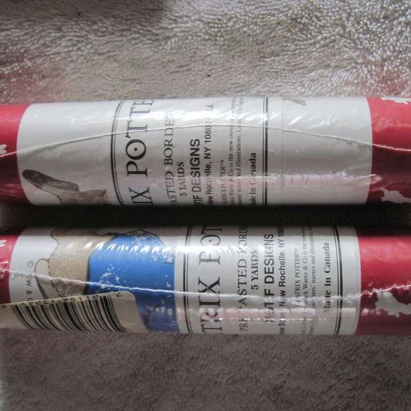 Beatrix Potter Themed Wallpaper Border Red Edge PrePasted 5 Yd Roll Peter Rabbit - Picture 3 of 3